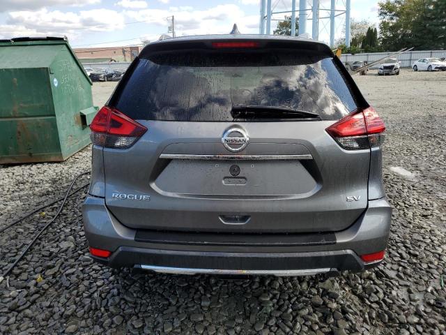 KNMAT2MT9JP502767 - 2018 NISSAN ROGUE S GRAY photo 6