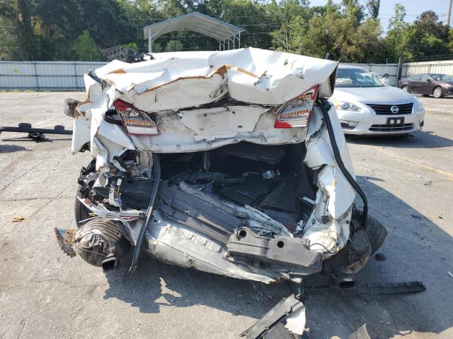 KMHGC4DD3DU244326 - 2013 HYUNDAI GENESIS 3.8L WHITE photo 6