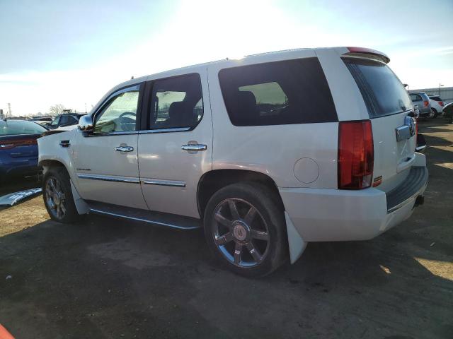 1GYUKAEF7AR140259 - 2010 CADILLAC ESCALADE WHITE photo 2