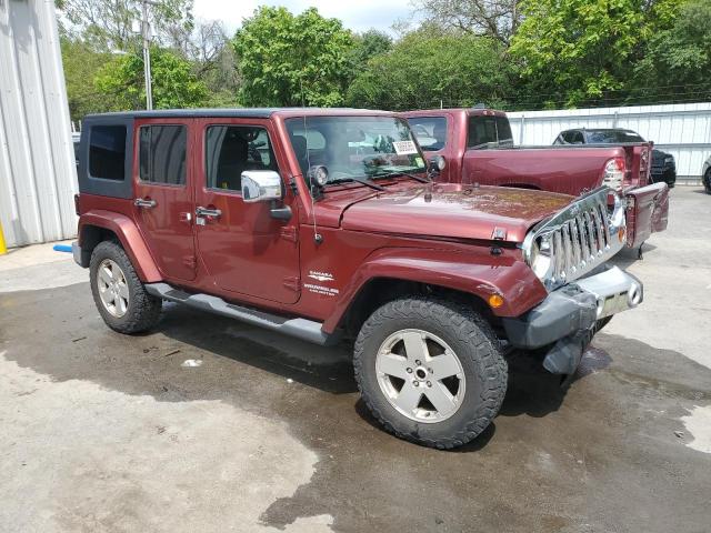 1J4HA5H14AL197047 - 2010 JEEP WRANGLER U SAHARA BURGUNDY photo 4