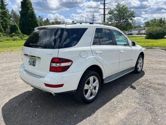 4JGBB8GB5BA685999 - 2011 MERCEDES-BENZ ML 350 4MATIC WHITE photo 4