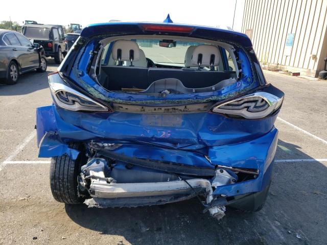 1G1FX6S07H4187076 - 2017 CHEVROLET BOLT EV PREMIER BLUE photo 6