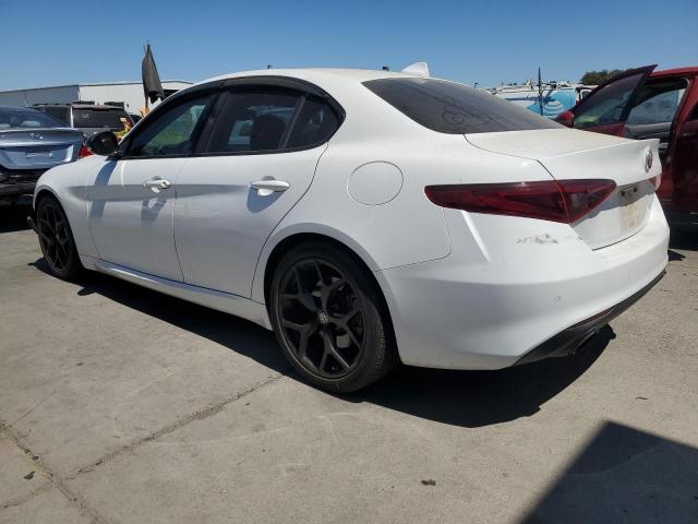 ZARFAMANXK7620329 - 2019 ALFA ROMEO GIULIA 白色 照片 2