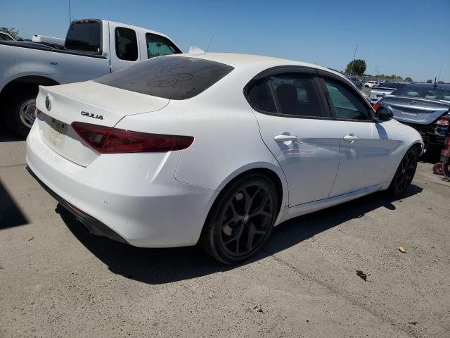 ZARFAMANXK7620329 - 2019 ALFA ROMEO GIULIA 白色 照片 3
