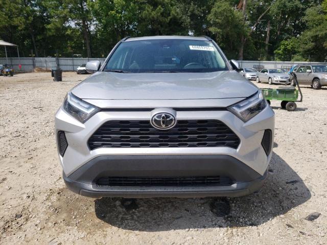 2T3P1RFV3NW251763 - 2022 TOYOTA RAV4 XLE SILVER photo 5