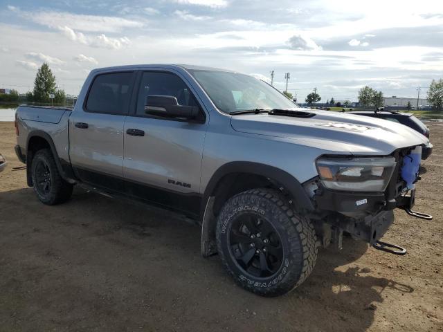 1C6SRFLT2RN211523 - 2024 RAM 1500 REBEL 银色 照片 4