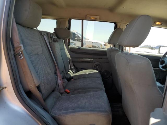 1J8HH48KX7C635818 - 2007 JEEP COMMANDER SILVER photo 11