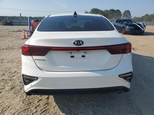 3KPF24AD7KE057870 - 2019 KIA FORTE FE Blanc photo 6