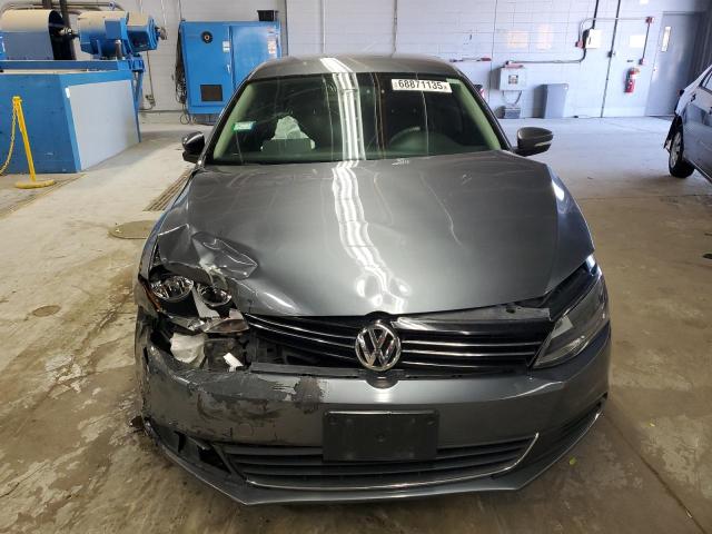 3VWDX7AJ7DM366874 - 2013 VOLKSWAGEN JETTA SE Մոխրագույն լուսանկար 5