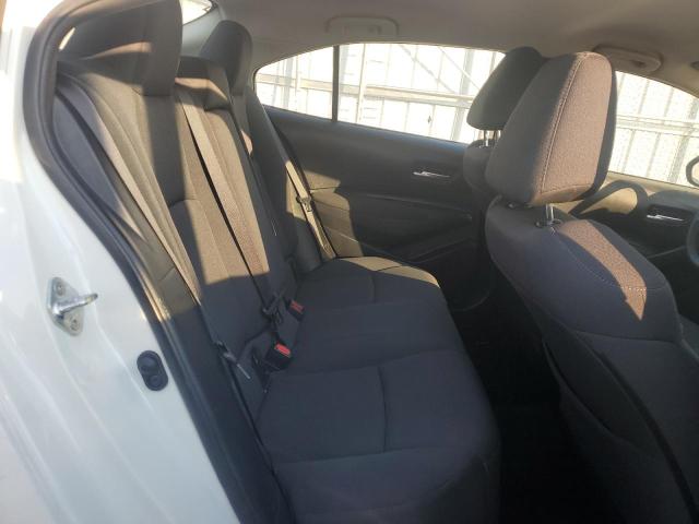 5YFEPMAE6MP266072 - 2021 TOYOTA COROLLA LE Beyaz fotoğraf 10