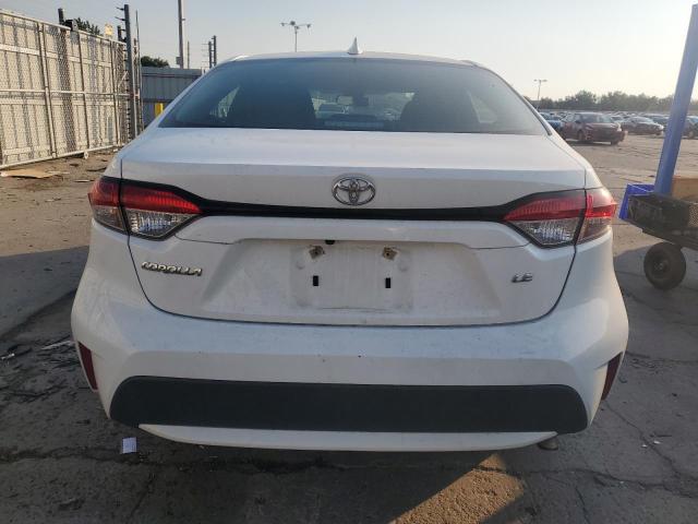 5YFEPMAE6MP266072 - 2021 TOYOTA COROLLA LE Beyaz fotoğraf 6