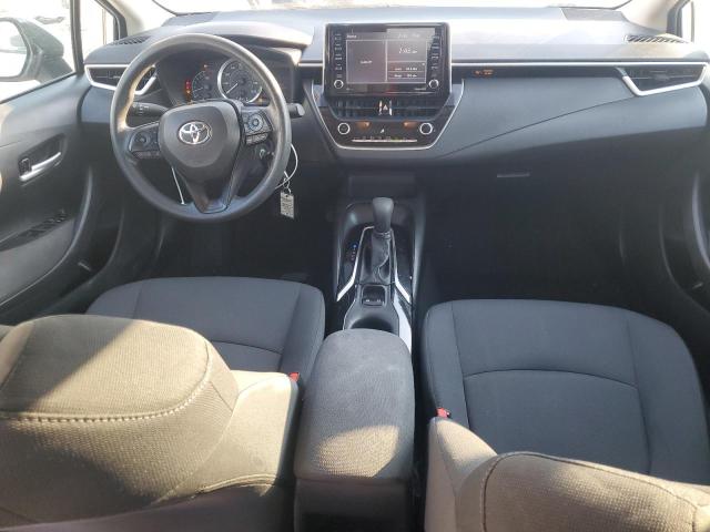 5YFEPMAE6MP266072 - 2021 TOYOTA COROLLA LE Beyaz fotoğraf 8
