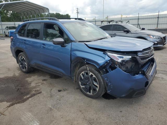 JF2SLDRC9SH428448 - 2025 SUBARU FORESTER LIMITED Bleu photo 4