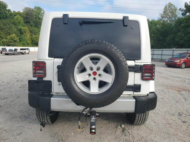 1C4BJWEG4FL678160 - 2015 JEEP WRANGLER U SAHARA 白色 照片 6