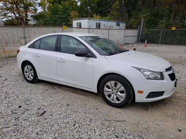 1G1PA5SG4E7151725 - 2014 CHEVROLET CRUZE LS WHITE photo 4