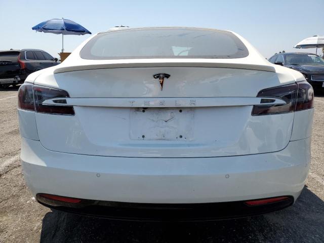5YJSA1E25JF247135 - 2018 TESLA MODEL S أبيض صورة 6