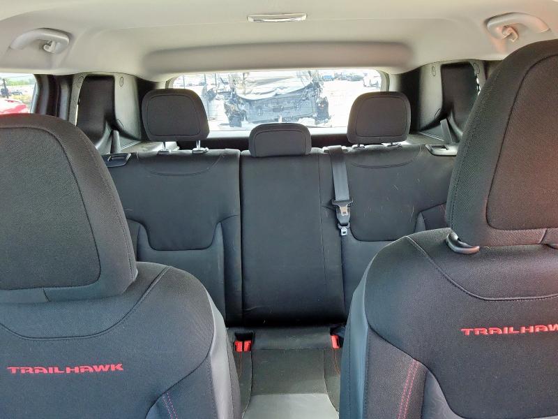 ZACCJBCT0FPB79249 - 2015 JEEP RENEGADE TRAILHAWK GRAY photo 10