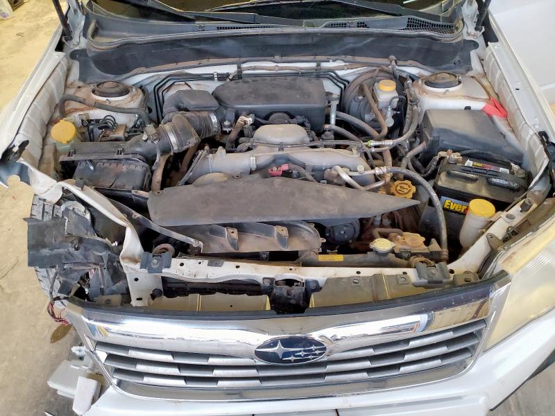 JF2SH63609H786919 - 2009 SUBARU FORESTER 2.5X PREMIUM Weiß Foto 12