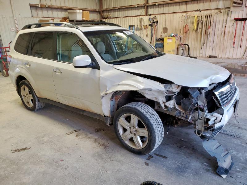 JF2SH63609H786919 - 2009 SUBARU FORESTER 2.5X PREMIUM Weiß Foto 4