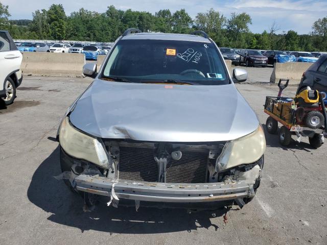 JF2SHBEC3BH769081 - 2011 SUBARU FORESTER LIMITED SILVER photo 5