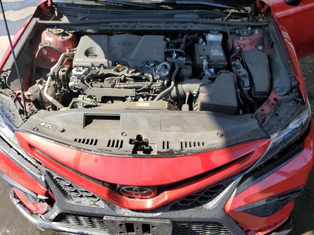 4T1G11AK2NU036513 - 2022 TOYOTA CAMRY SE 红色 照片 11
