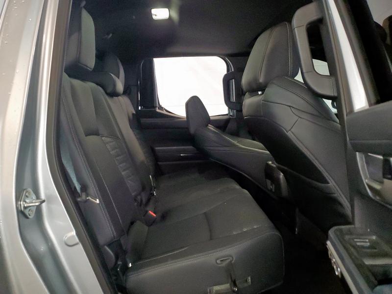 3TYLB5JN5RT044301 - 2024 TOYOTA TACOMA DOUBLE CAB فضي صورة 10