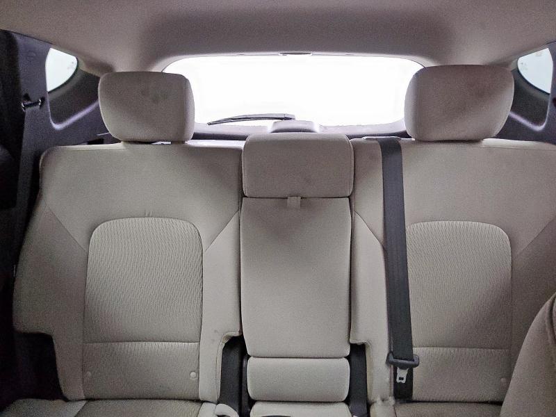 5XYZU3LB0GG364241 - 2016 HYUNDAI SANTA FE S GRAY photo 10