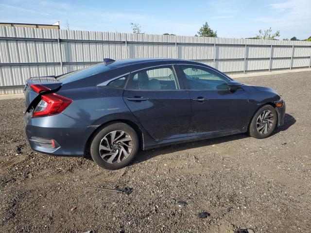 2HGFC2F73JH524226 - 2018 HONDA CIVIC EX أزرق صورة 3
