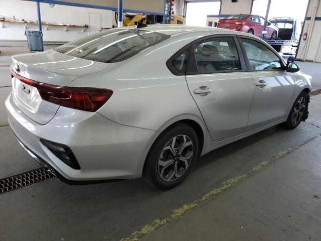 3KPF24AD5KE039335 - 2019 KIA FORTE FE Argent photo 3