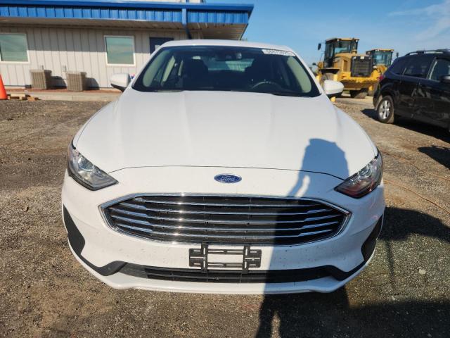 3FA6P0LUXKR222154 - 2019 FORD FUSION SE თეთრი ფოტო 5
