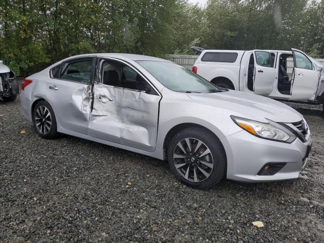 1N4AL3AP3JC262500 - 2018 NISSAN ALTIMA 2.5 SILVER photo 4