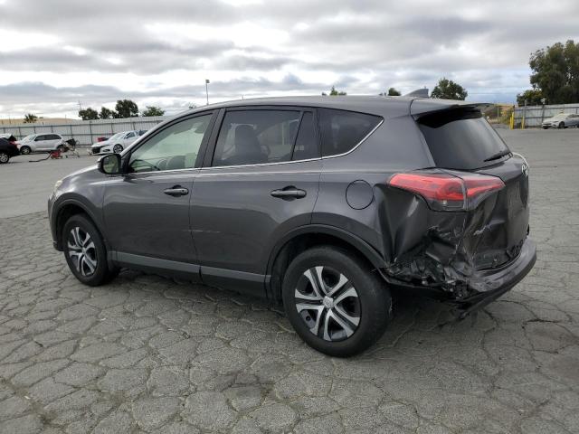 JTMZFREV9JJ724151 - 2018 TOYOTA RAV4 LE Сірий фото 2