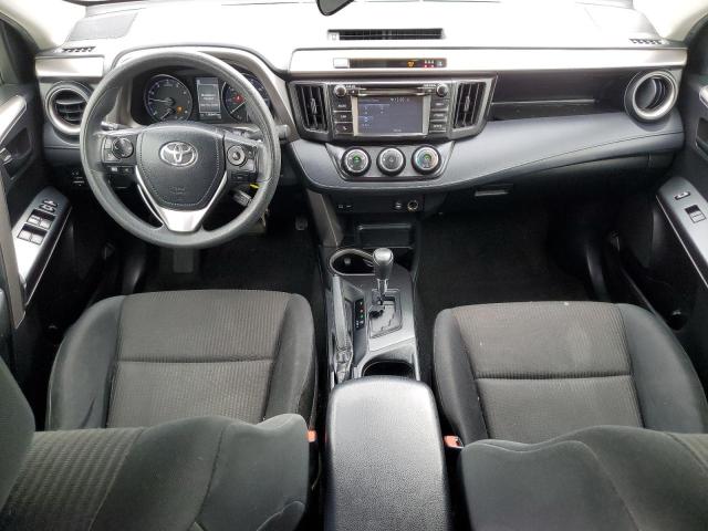 JTMZFREV9JJ724151 - 2018 TOYOTA RAV4 LE Сірий фото 8