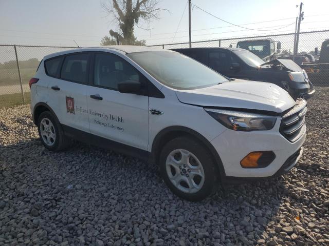1FMCU0F77KUA23840 - 2019 FORD ESCAPE S أبيض صورة 4