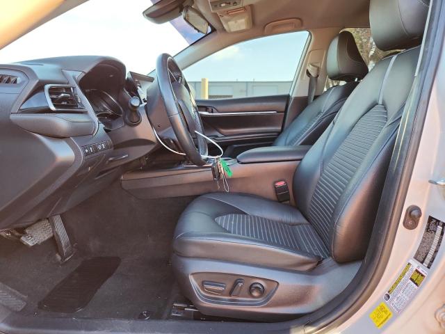 4T1G11AKXNU047680 - 2022 TOYOTA CAMRY SE 灰色 照片 7