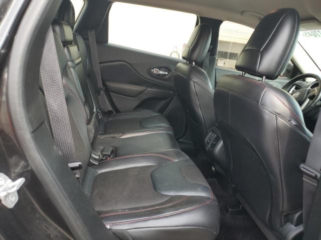1C4PJMBS5GW278367 - 2016 JEEP CHEROKEE TRAILHAWK BLACK photo 11