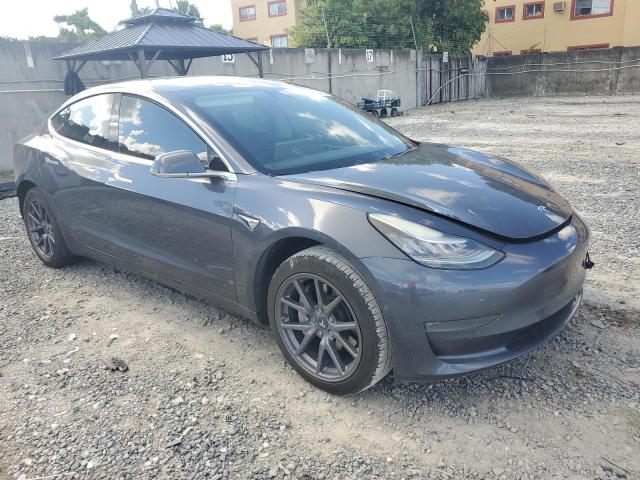 5YJ3E1EA4KF396430 - 2019 TESLA MODEL 3 BLACK photo 4