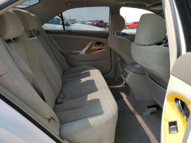 JTNBE46K873029924 - 2007 TOYOTA CAMRY CE WHITE photo 10