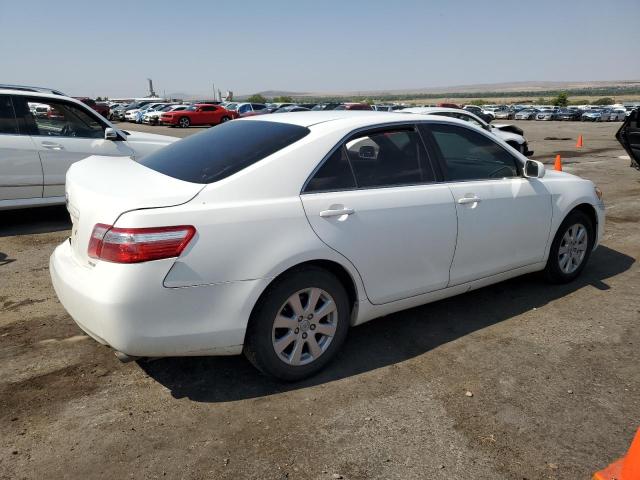 JTNBE46K873029924 - 2007 TOYOTA CAMRY CE WHITE photo 3