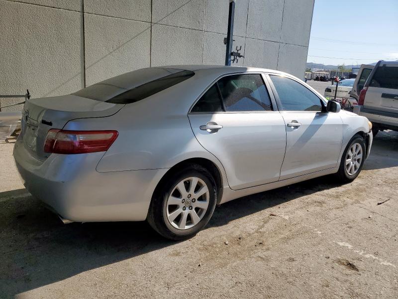 4T4BE46K29R070908 - 2009 TOYOTA CAMRY BASE Արծաթագույն լուսանկար 3