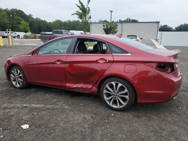 5NPEC4AC5EH820565 - 2014 HYUNDAI SONATA SE RED photo 2