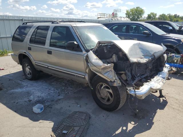 1GNDT13WXY2278474 - 2000 CHEVROLET BLAZER TAN photo 4