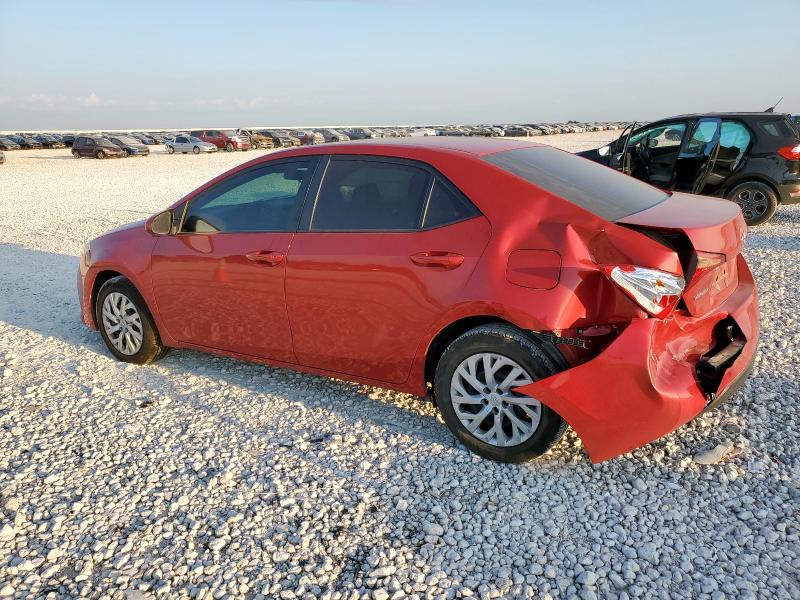 5YFBURHE9JP775695 - 2018 TOYOTA COROLLA L RED photo 2