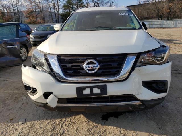 5N1DR2MM6HC692402 - 2017 NISSAN PATHFINDER S WHITE photo 5