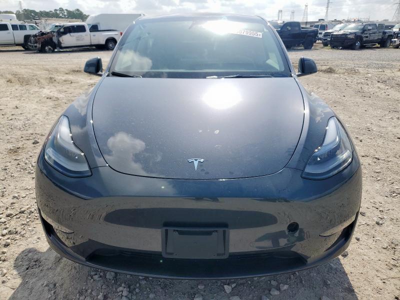 7SAYGDED6RF099846 - 2024 TESLA MODEL Y GRAY photo 5