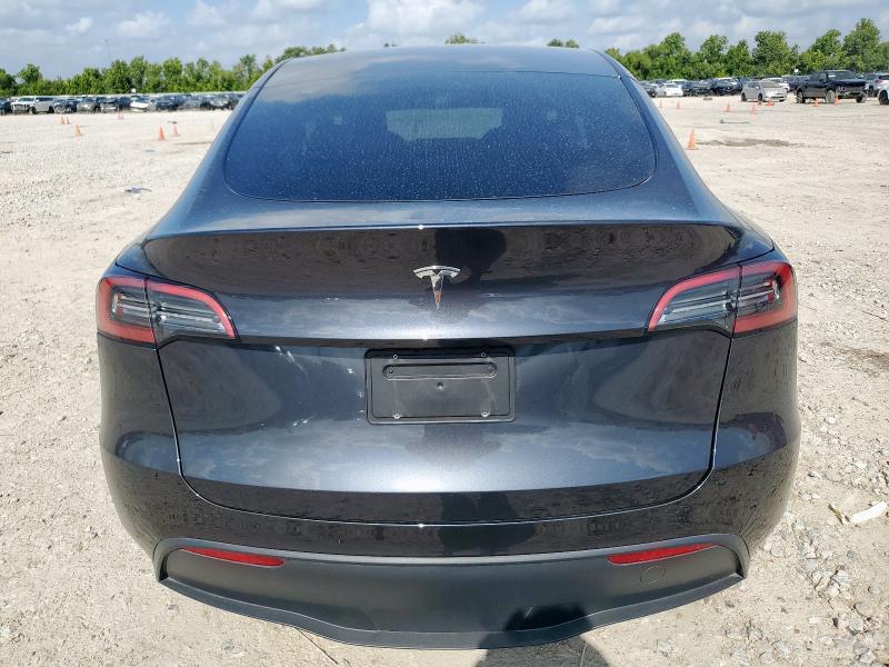 7SAYGDED6RF099846 - 2024 TESLA MODEL Y GRAY photo 6