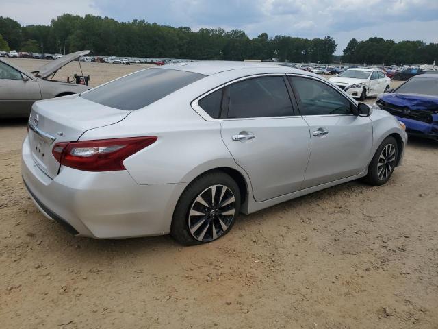 1N4AL3AP5JC225576 - 2018 NISSAN ALTIMA 2.5 Күміс фото 3