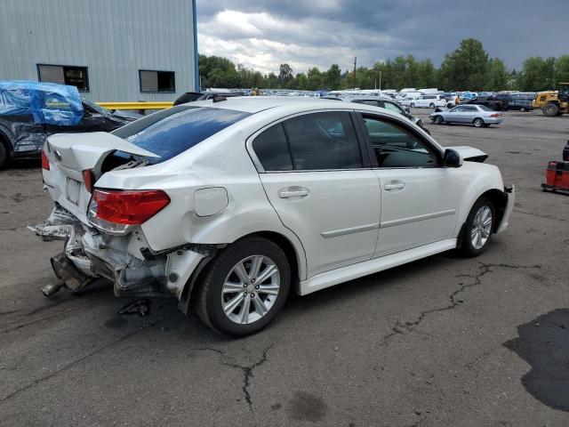 4S3BMBF64C3014667 - 2012 SUBARU LEGACY 2.5I PREMIUM WHITE photo 3