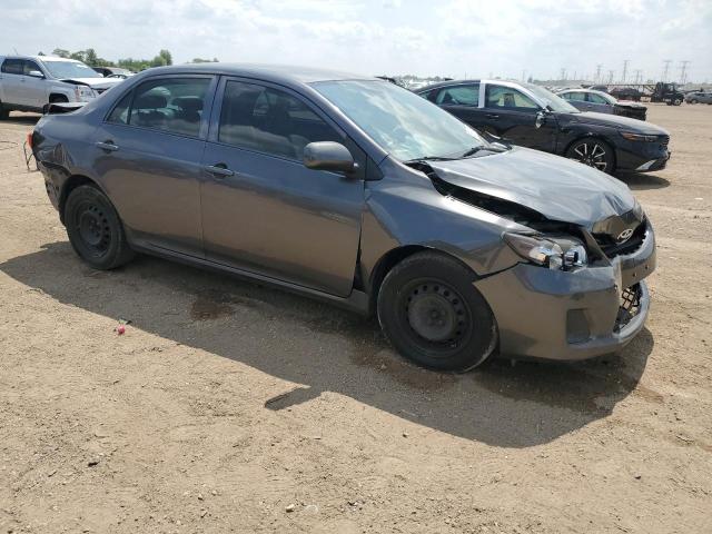5YFBU4EE2DP163981 - 2013 TOYOTA COROLLA BASE Сірий фото 4
