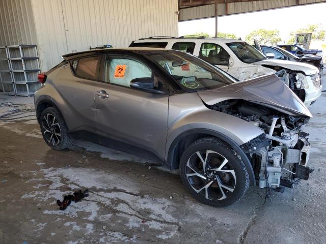 NMTKHMBX9KR074146 - 2019 TOYOTA C-HR XLE SILVER photo 4